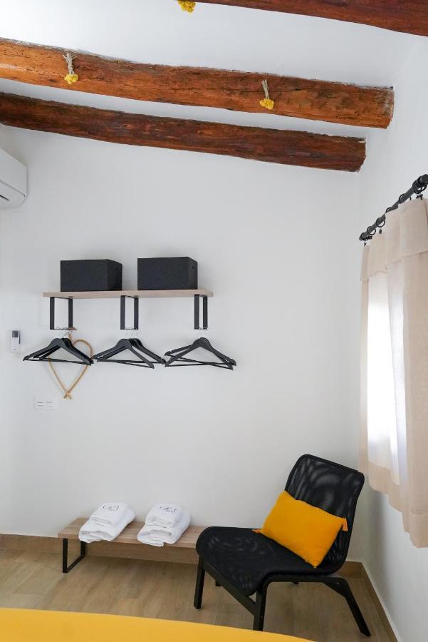 Apartaments La Rambla - Arbequina - 6 Persones Cornudella de Montsant Exterior photo